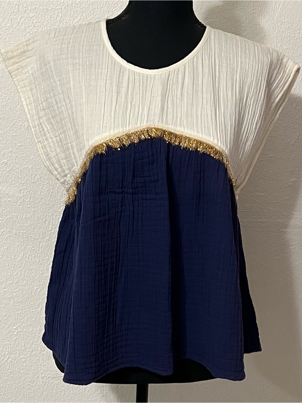 EGG by Susan Lazer Elevated Two-Tone Crinkle Top - Navy and Cream with Gold Trim